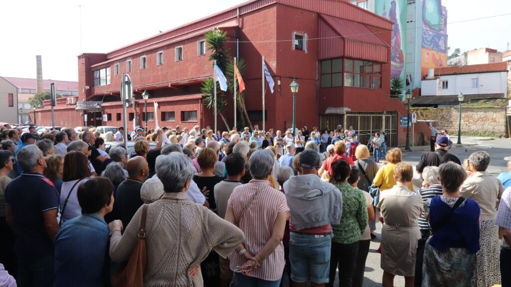 Mobilización da veciñanza de Ribeira, este 18 de setembro. (Foto: Nós Diario)