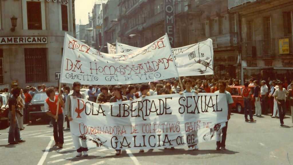 Primeira manifestación do orgullo na Galiza, o 26 de xuño de 1981 en Vigo. (Foto: CCG)